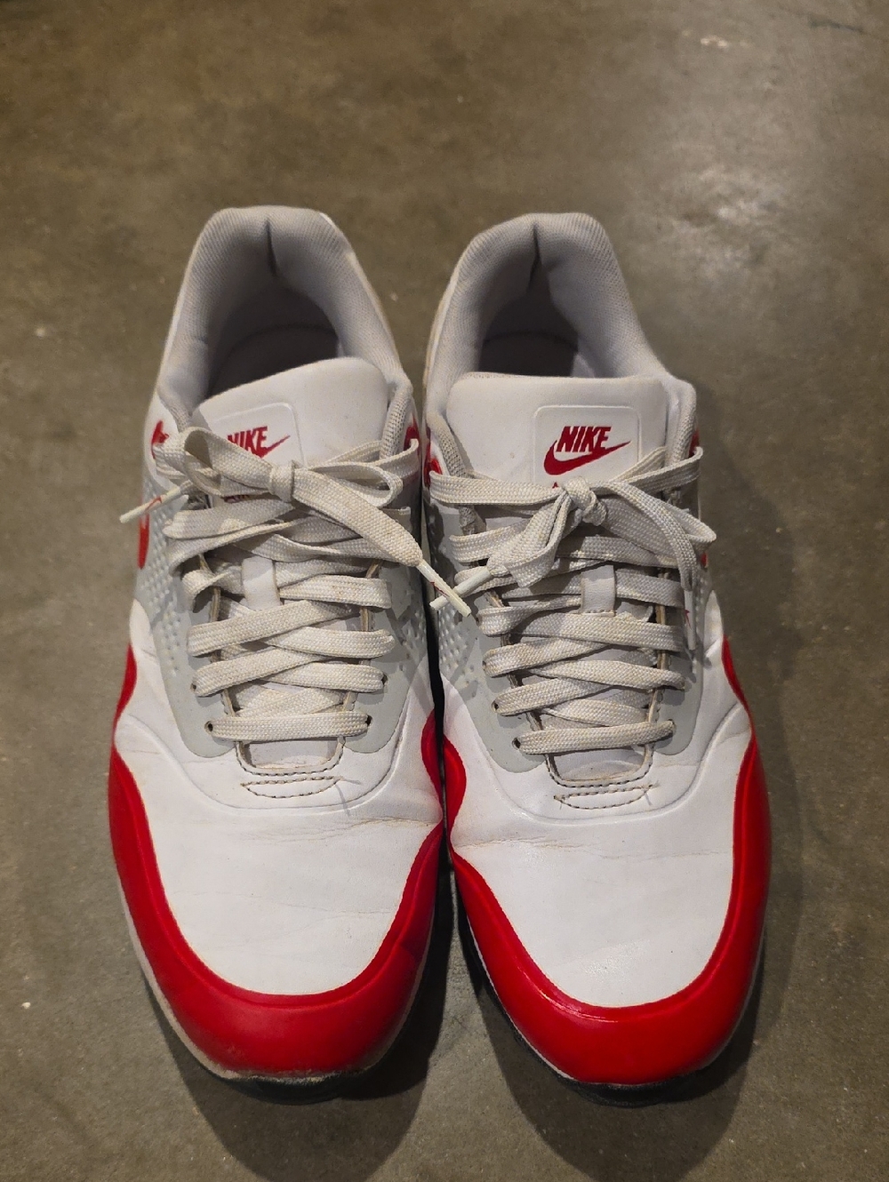 Nike Men's White and Red Sneakers
